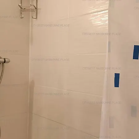 Appartamento Rénové Narbonne, à 100m De La Plage, Avec Terrasse Et Parking Privé, Climatisation Incluse - Fr-1-619-132 Narbona