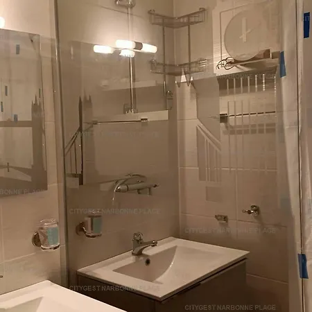 Appartamento Rénové Narbonne, à 100m De La Plage, Avec Terrasse Et Parking Privé, Climatisation Incluse - Fr-1-619-132 *